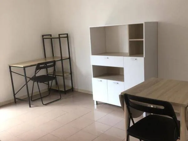 Studio 1 pièce 20 m² 