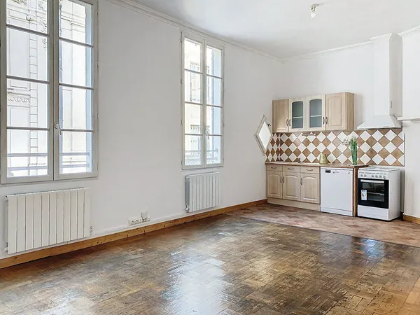 Appartement Avignon INTRA MUROS 4 pièces 68 m2 
