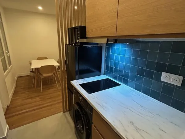 CHARMANT 2 PIECES MEUBLÉ DE 40m² - PROCHE RER et MARCHE LA VARENNE 