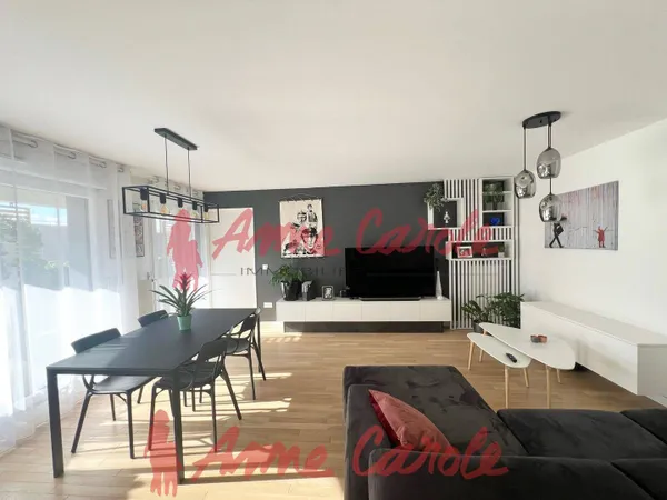 Appartement 4 pièces 84 m² 