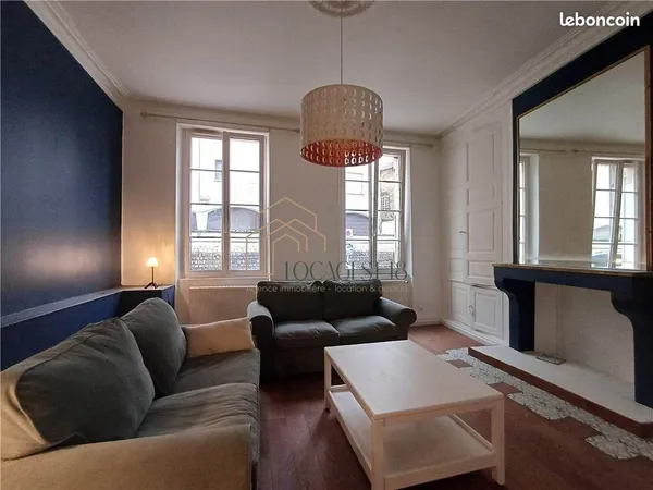 Studio 3 pièces 110 m² 