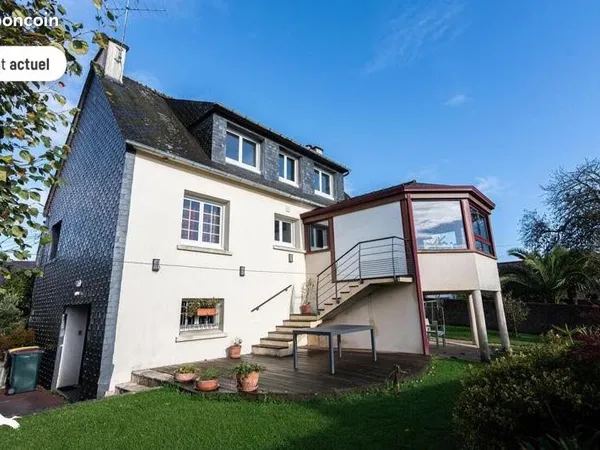 Maison 6 pièces 178 m² 