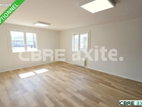 Bureaux 185 m² 