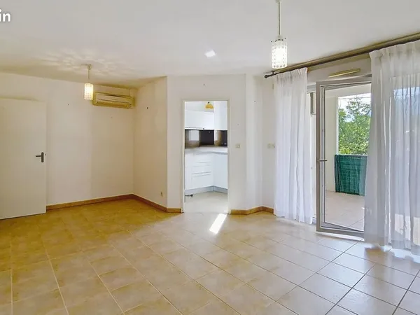 Appartement 3 pièces 56 m² 