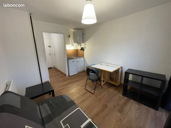 Location studio meublé 