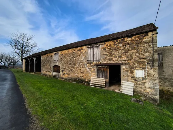 Propriété agricole 666 m² 