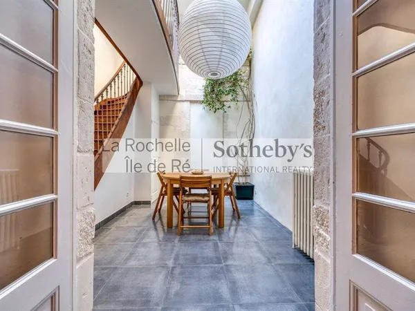 Duplex 6 pièces 118 m² 