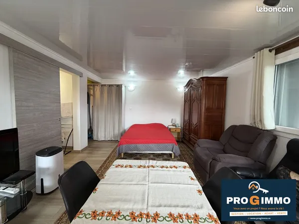 Studio 2 pièces 25 m² 