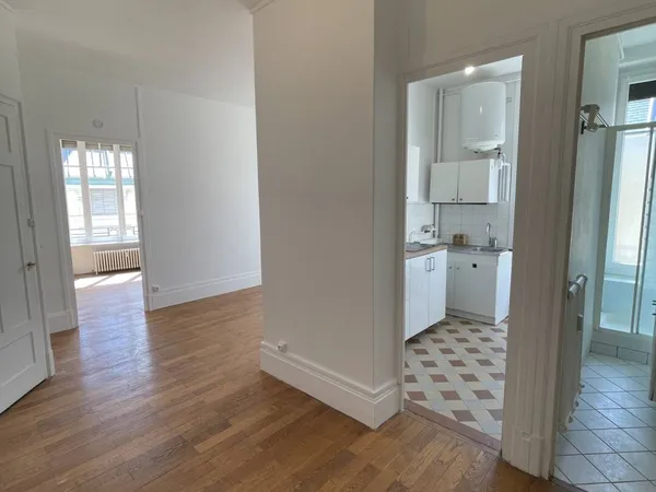 Appartement 2 pièces 50 m² 
