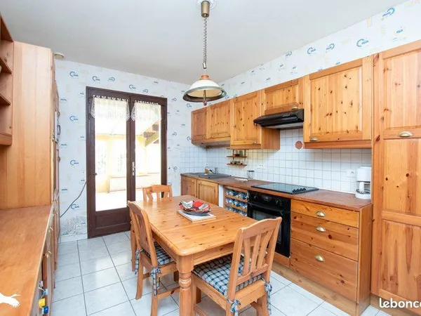 Maison 6 pièces 139 m² 