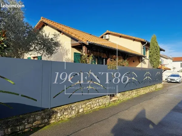 Maison 6 pièces 185 m² 