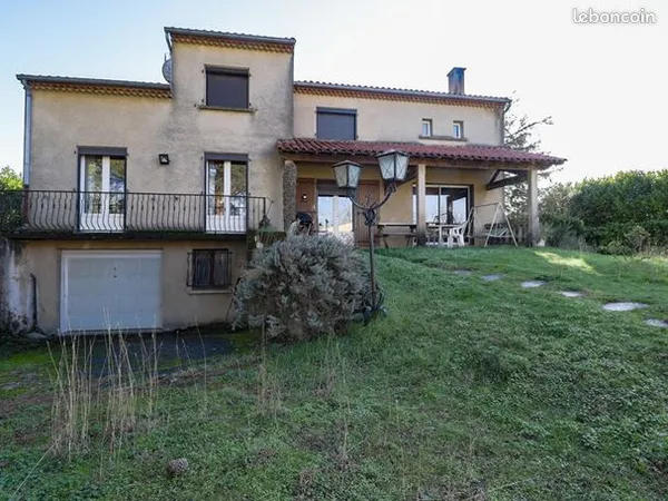 Maison 8 pièces 160 m² 