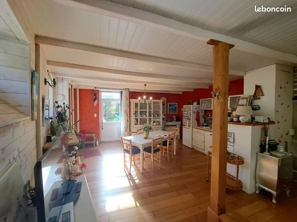 Maison 6 pièces 163 m² 