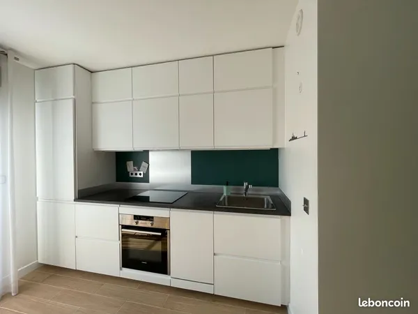 Studio meublé Puteaux avec parking 