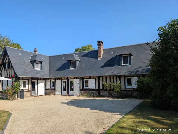 À 10 minutes de Pont-Audemer - Élégante maison avec piscine 