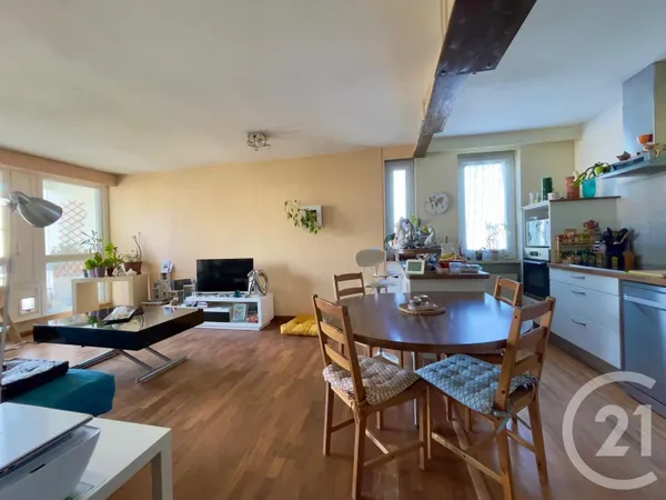 Appartement 3 pièces 61 m² 