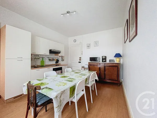 Appartement 3 pièces 49 m² 