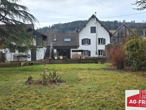Propriété 10 pièces 290 m² 