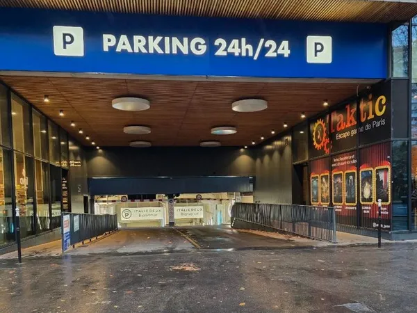 Place de parking Italie 2 