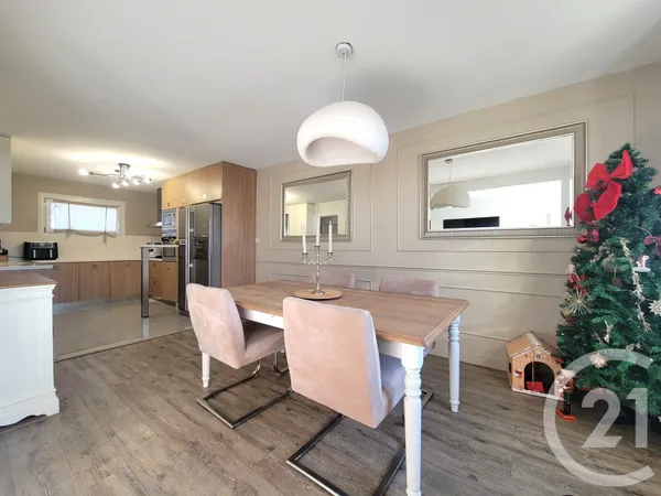 Appartement 4 pièces 98 m² 