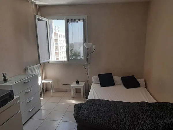 Studio à louer 