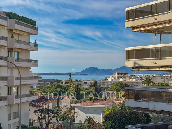 Antibes | Rostagne 