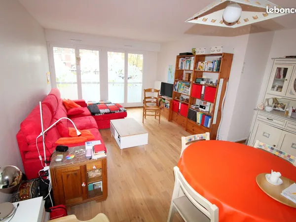 Appartement 1 pièce 42 m² 
