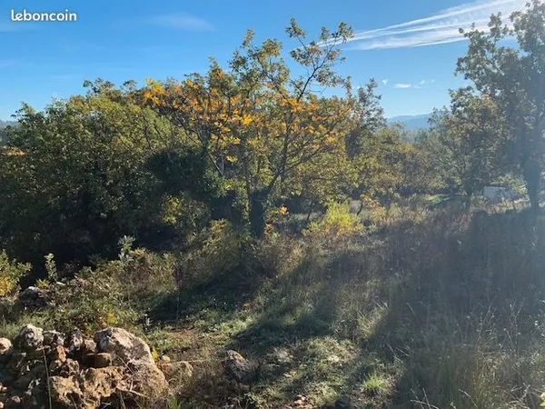 Terrain 515 m² Besse Sur Issole 