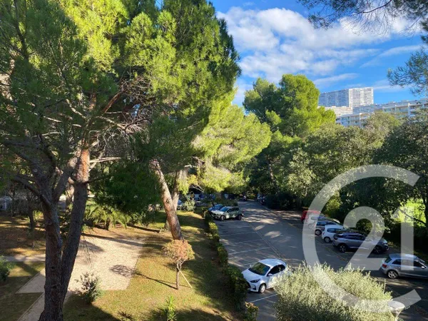 Appartement 4 pièces 81 m² 