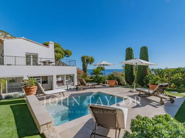Élégante villa avec piscine et vue mer - Eze Bord de Mer 