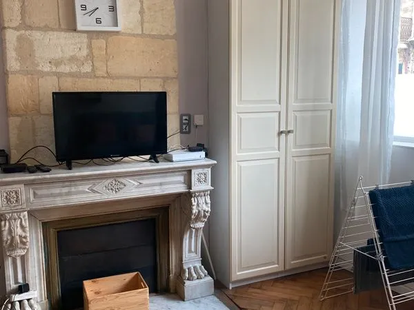 Cosy T1 meublé de charme - 25 m² - Bordeaux St-Gènes - Disponible début janvier 