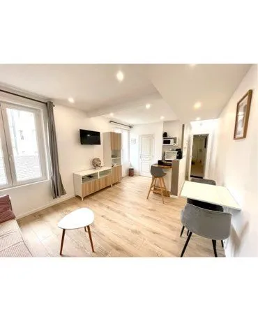 Lot de 2 studios refaits à neuf plein centre de Deauville 