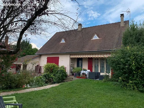 Maison 6 pièces 121 m² 