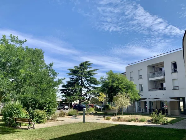 Studio 1 pièce 32 m² 