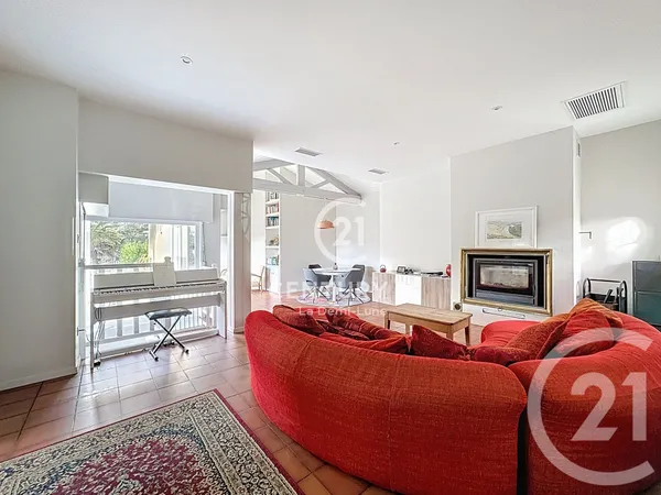 Maison 5 pièces 133 m² 