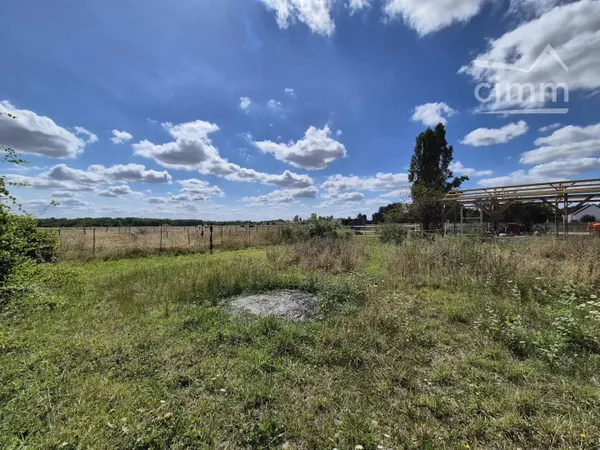 Terrain 1050 m² 