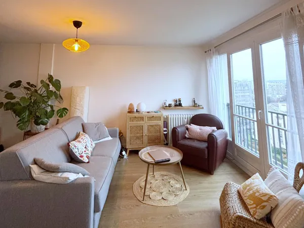 Loue appartement meublé 