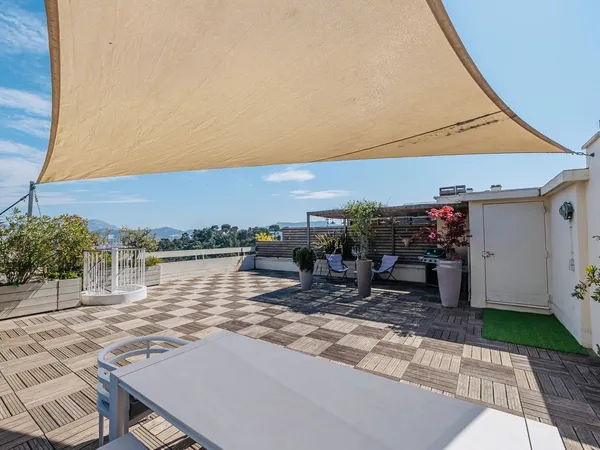 Vends appartement T4 toit-terrasse 126m² 