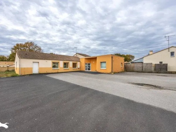 Maison 9 pièces 285 m² 