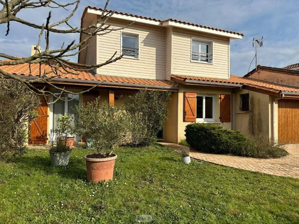 Maison 5 pièces 130 m² 