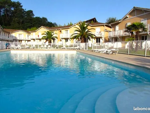 Maison mitoyenne T3 dans Résidence avec Piscine 