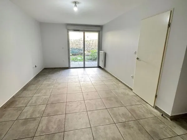 T2 rez de chaussée 44m² 