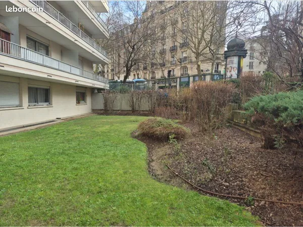 Appartement en rez de jardin Colonel Fabien 