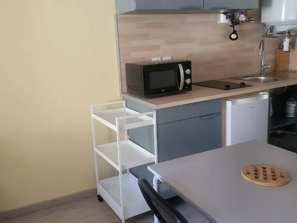 📍 Studio rénové - Disponible 1er février 2026 - 470€ 
