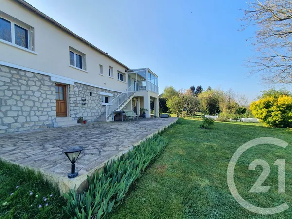 Maison 7 pièces 197 m² 