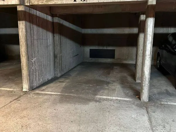 Parking 20 m² 