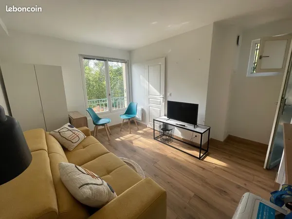 Appartement 1 pièce 17 m² 