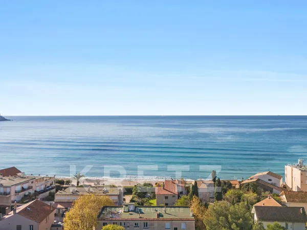 MAGNIFIQUE APPARTEMENT DE 107 M2 DERNIER ETAGE A 30 M DE LA PLAGE DES LECQUES 