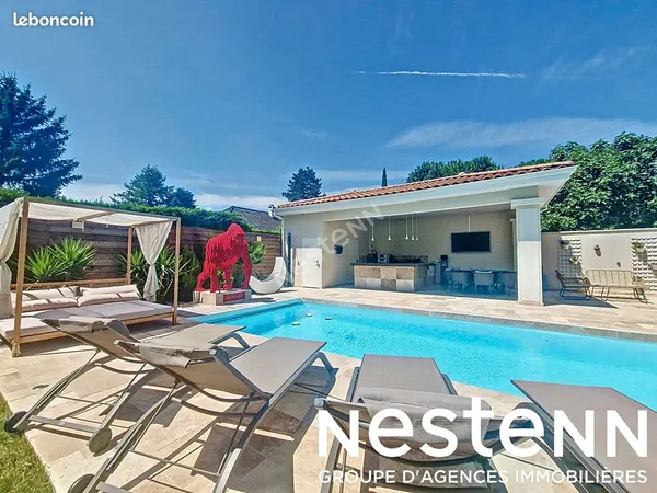 Villa 7 pièces 269 m² 