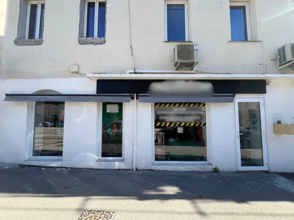LOCAL COMMERCIAL - CENTRE VILLE DRAP 